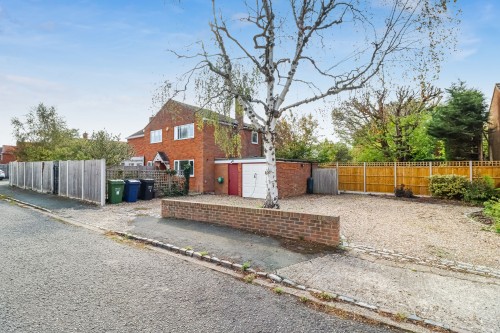 Arrange a viewing for Highlands Lane, 21 Highlands Lane, Chalfont St. Peter, Gerrards Cross