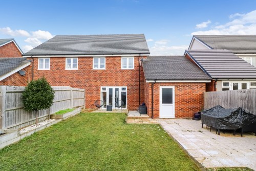 Arrange a viewing for Cheshire Rise, Leighton Buzzard