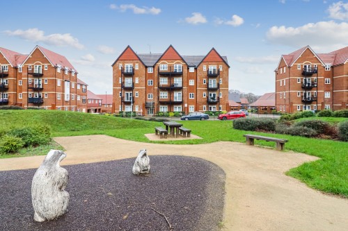 Arrange a viewing for Aspen Road, High Wycombe