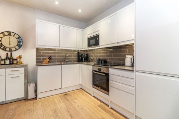 image of Apartment 18, 77 Aldenham Road
