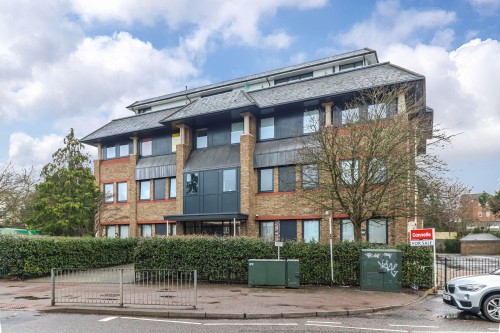 Arrange a viewing for Aldenham Road, 77 Aldenham Road, Bushey