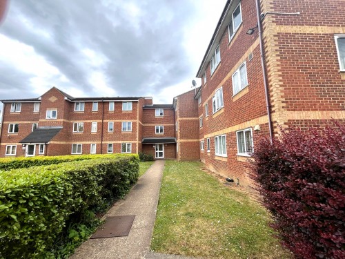 Arrange a viewing for Walpole Road, Slough