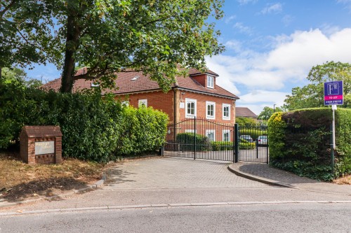 Arrange a viewing for Windsor Lane, Burnham, Slough
