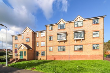 image of 21 Lovegrove Drive, Burnham