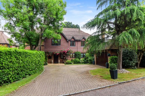 Arrange a viewing for Hibberts Way, Gerrards Cross